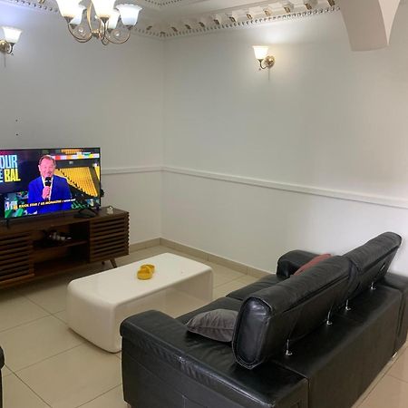 Apartamento Cosy Chez Gaby Yaoundé Exterior foto