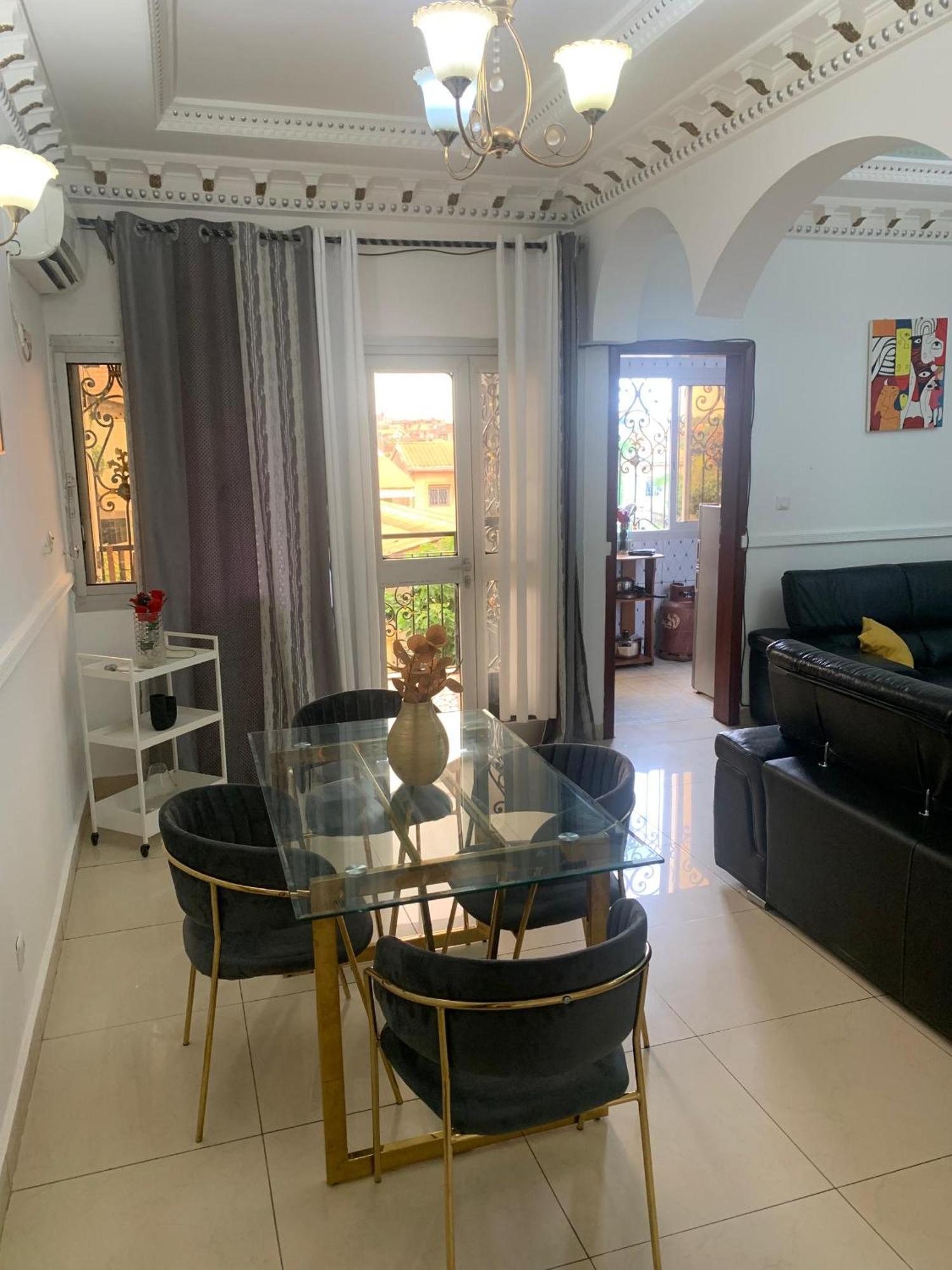 Apartamento Cosy Chez Gaby Yaoundé Exterior foto
